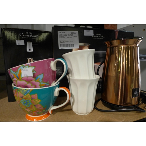 3001 - Hotel Chocolat Velvetiser & Two Mugs (246 -55,56)* This lot is subject to vat