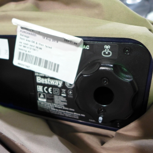 3160 - Queen Comfort Airbed  with built in pump   (246 -296)* This lot is subject to vat