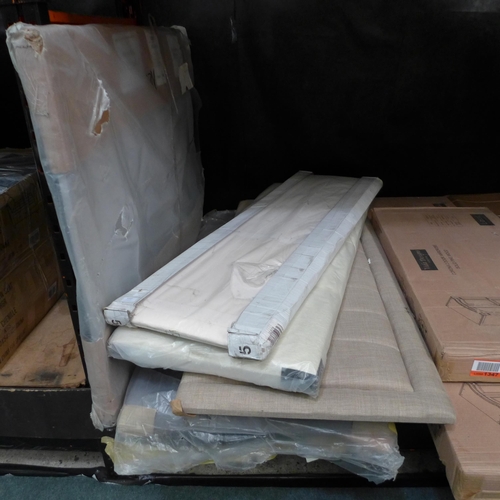 3999 - A qty. of mixed size/style headboards * this lot is subject to VAT