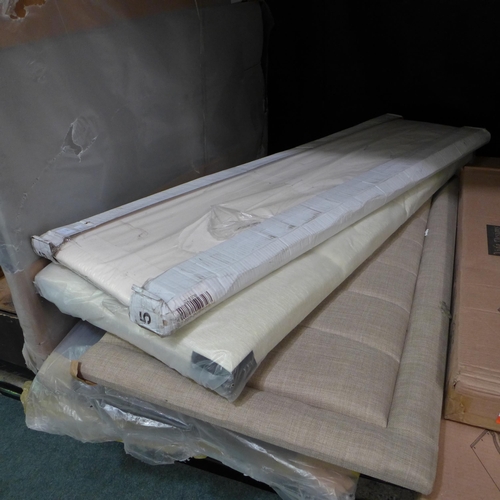 3999 - A qty. of mixed size/style headboards * this lot is subject to VAT