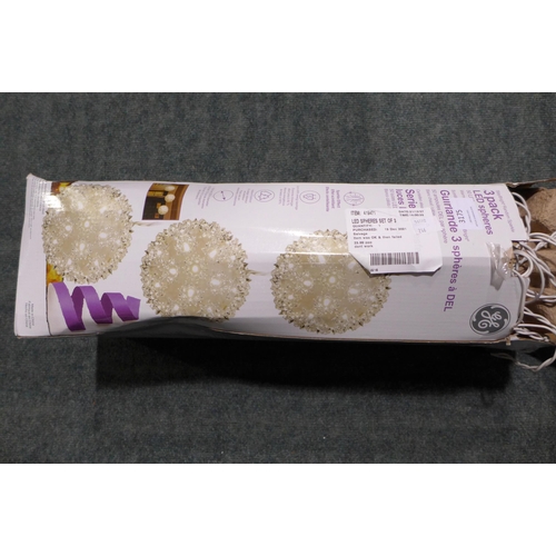 3175 - Led Spheres Set Of 3      (246-258)