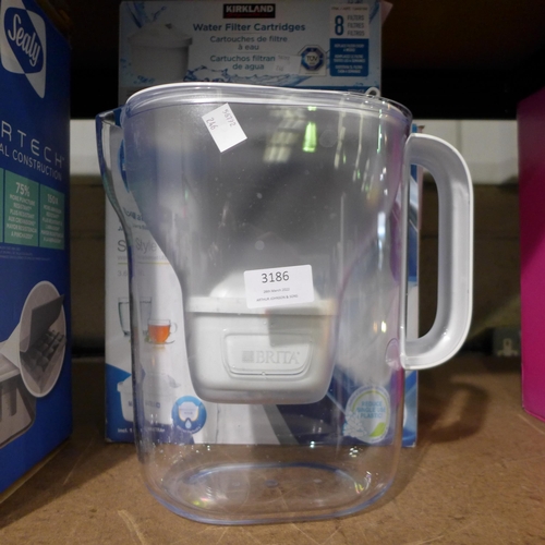 3186 - Ks Water Filters, Brita XL Water jug       (247-626) * This lot is subject to vat