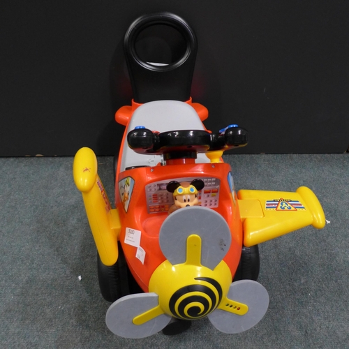 3280 - Disney Ride On Toy            (249-836)  * This lot is subject to vat