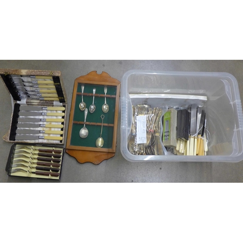 1265 - A collection of cutlery including boxed and a 48 piece cutlery set**PLEASE NOTE THIS LOT IS NOT ELIG... 