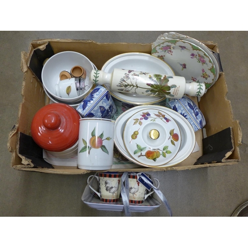 1266 - A collection of china including Royal Worcester Evesham**PLEASE NOTE THIS LOT IS NOT ELIGIBLE FOR PO... 