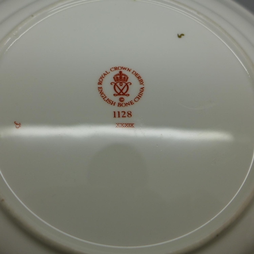 614 - A Royal Crown Derby 1128 pattern cake plate