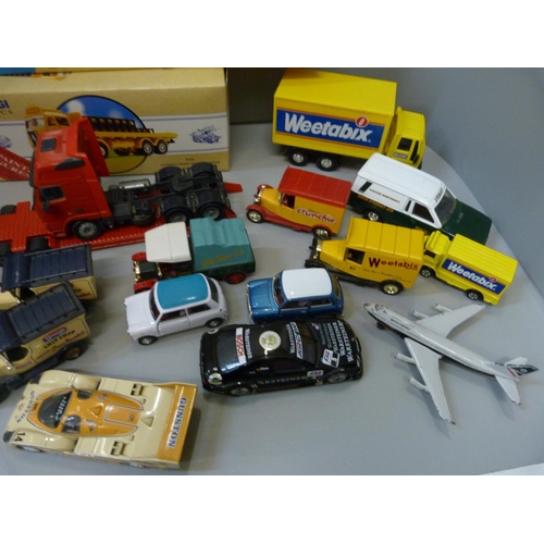 799 - A collection of boxed and other Corgi die-cast model vehicles