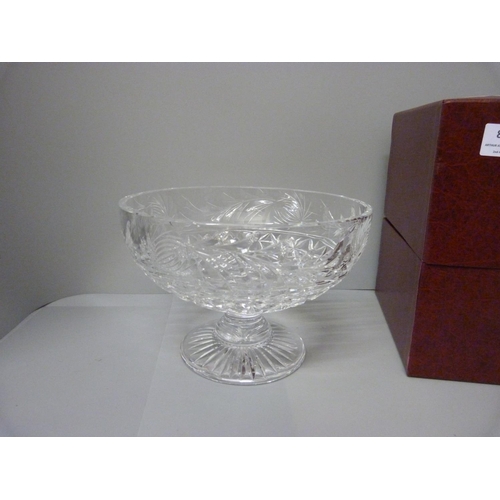 869 - A cut glass bowl, The Guild of Specialist China and Glass Retailers