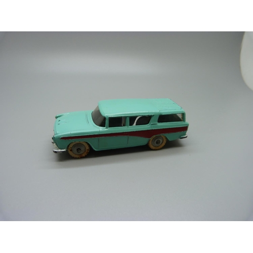 880 - A Dinky Toys 173 Nash Rambler, boxed