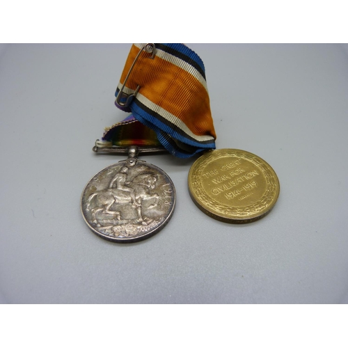 968 - A pair of WWI medals, 54515 Gnr. B.E. Eagleton RA