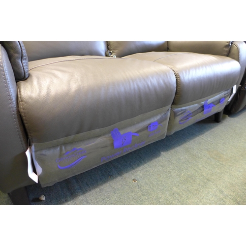 1646 - Kuka Barrett 2 Seater Light Grey Power Recliner     ,  Original RRP £1166.66 + vat  (4096-14)  * Thi... 