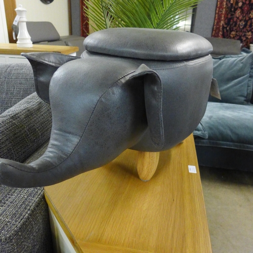 1379 - An elephant storage footstool in faux leather, 71cms (2391535)   #