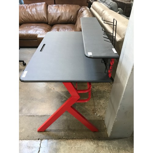 1730 - A Vatal black and red gaming desk