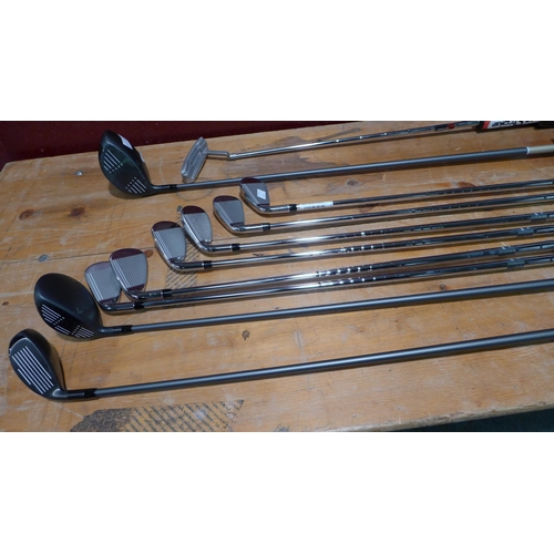 3165a - Callaway Edge Golf  Set - Right Handed , Original RRP £404.16 + Vat (247-299)  * This lot is subject... 