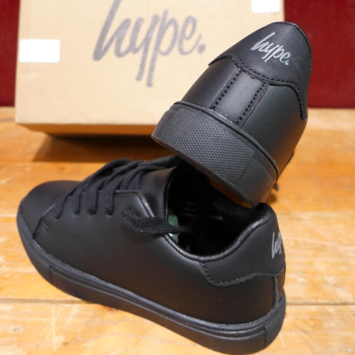 3167a - A pair of child's black Hype trainers, size 12