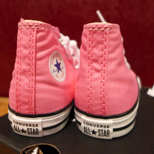 3167d - A pair of child's pink Converse All Star hi-tops, UK 6