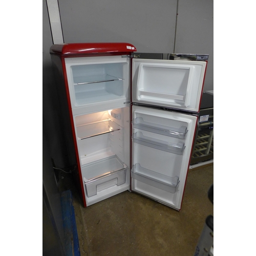 1515 - Galanz Retro Fridge Freezer 215L Red Retro Rffk006R   ,Original RRP £333.33 + vat (4093-8) * This lo... 