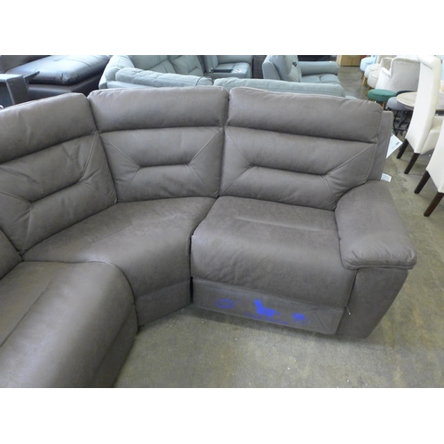 1573 - Justin Brown Fabric Reclining Sectional corner Sofa, Original Rrp £1833.33 + Vat (4092-10) * This Lo... 