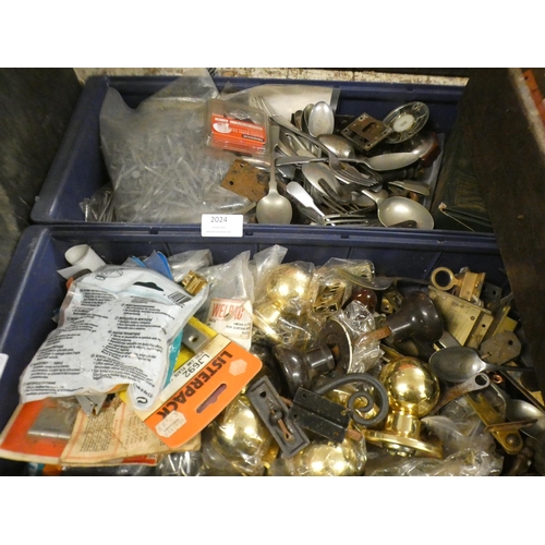 2024 - 100+ items of door furniture, nails, silver plate spoons etc.