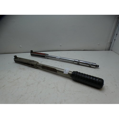 2048 - Britool and AA 46cm torque wrenches