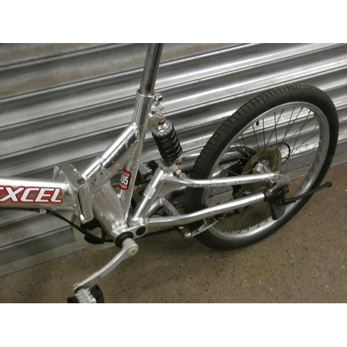 2084 - Excel folding aluminium bike (Police repossession)