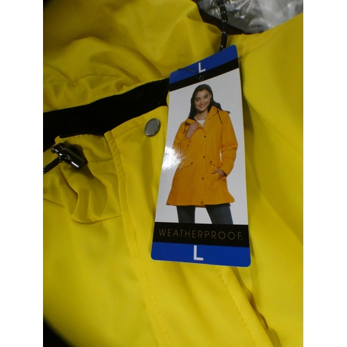 2197 - 4 Boating waterproof coats, size L - unused