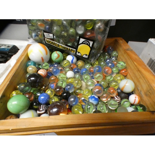 2287 - Approx 300+ vintage marbles