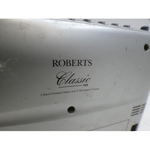 2304 - Roberts Classic 928 LW-FM-MW (2004 model) radio