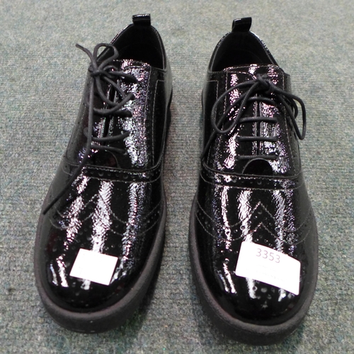 3353 - Pair of women's - Claire Laurent Black patent brogues, UK 4 * this lot is subject to VAT