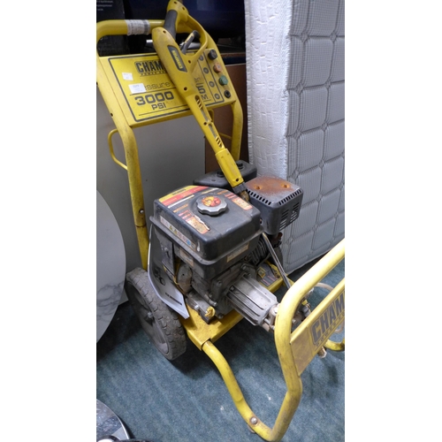 3377 - Champion Pressure Washer, Original RRP £249.99 + vat ( 247-370) * This lot is subject to vat