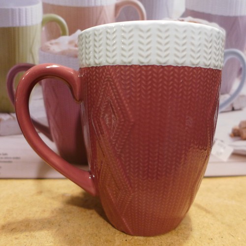 3297 - Sweater Jumbo Mugs   (247-345)  * This lot is subject to vat