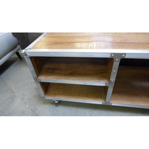 1703 - An industrial style TV media unit