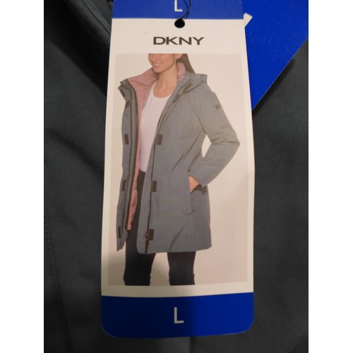 3366 - Women's DKNY teal and pink 2-in-1 hooded coat - size L * this lot is subject to VAT