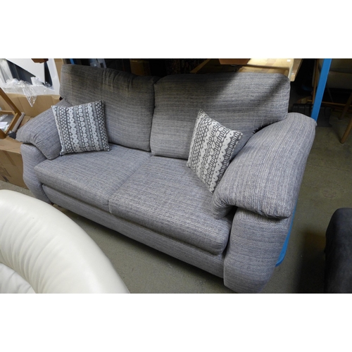 1640 - A Whisper three seater and two seater sofa