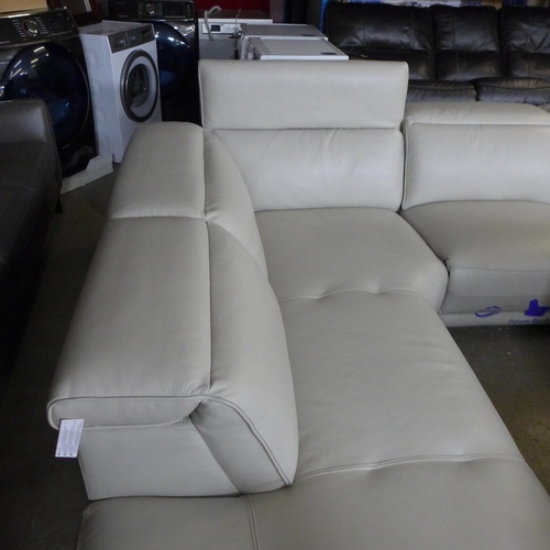 1653 - Rachel 3Pc Leather Lf  Sectional , Original Rrp £2083.33 + Vat (4092-8) * This Lot Is Subject To Vat