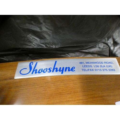 2435 - Shooshyne wood shoe cleaner