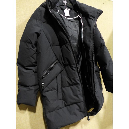 3287 - Women's DKNY black hooded coat, size M * this lot is subject to VAT