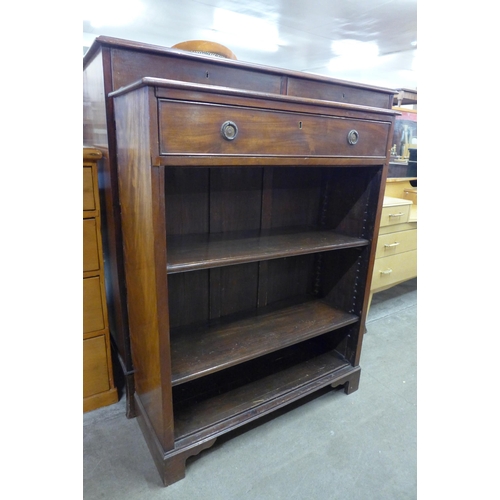 598 - A George III mahogany open bookcase