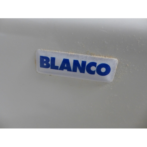 3054 - Blanco, Belfast Style Sink 1.0 White (406 x 600) Original RRP £249.17 + vat  * This lot is subject t... 