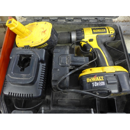 2019 - 2 DeWalt drills with chargers & working batteries, 1 needs new battery & drill case with bits