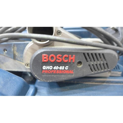 2040 - Bosch GHO 40-82C Pro 240v electric wood plane - W