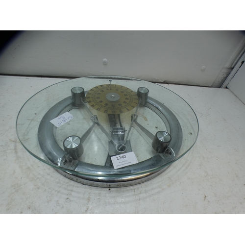 2240 - Designer glass/chrome bathroom scales