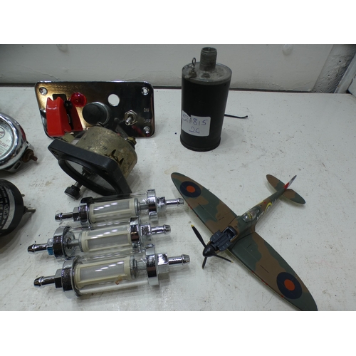 2244 - 6 Original aviation/aeroplane dials and actuators, spark plugs & Corgi Toy planes, plaque, etc.