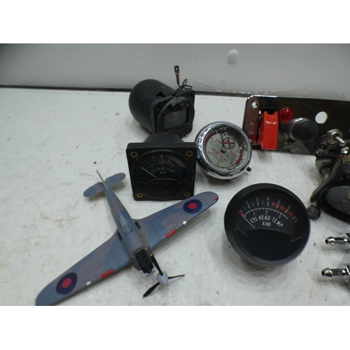 2244 - 6 Original aviation/aeroplane dials and actuators, spark plugs & Corgi Toy planes, plaque, etc.