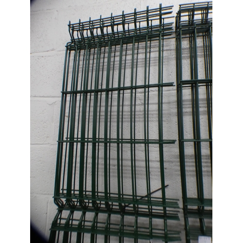 2296 - 6 8ft x 1ft Sections of plastic coated metal mesh fencing