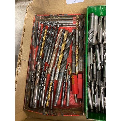 2016 - Machine shop tooling job lot: twist drill bits, V-block, micrometer, totalling 100+ items