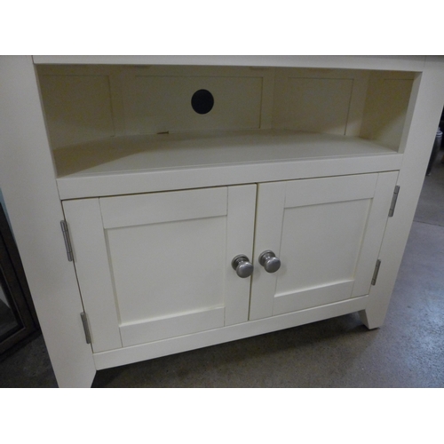 1346 - A Salisbury cream painted and oak corner tv unit *This Lot is Subject to VAT*