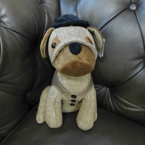 1348 - A tweed fabric dog stop with velvet top hat, H 32cms (2913608)   #