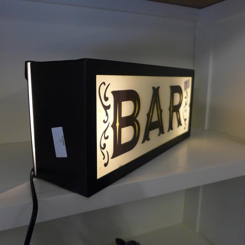 1432 - A bar light box and plug (TJ081024)   *