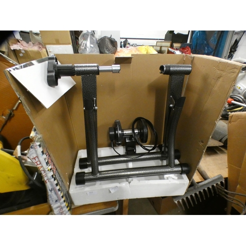 2329 - Clarke bike trainer, Hypertrainer - turns pedal bike into exercise bike - MM2801 - sold as scrap * t... 